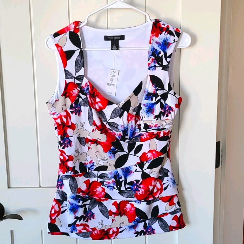 NEW Floral Blouse White House Black Market